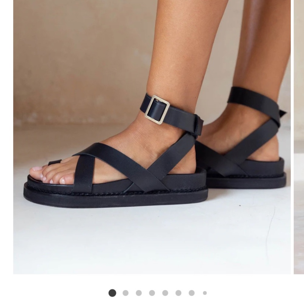 Liberte’ Bronte Sandal 39/8 Black